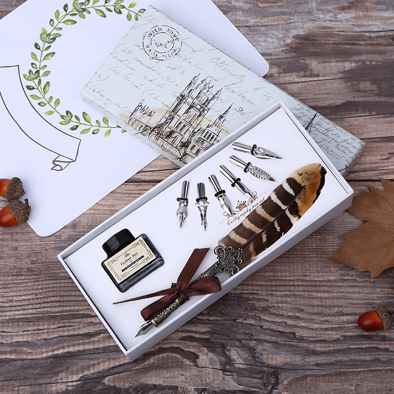 Retro Feather Dip Pen Writing  - Self Inking Stamp recension och pris